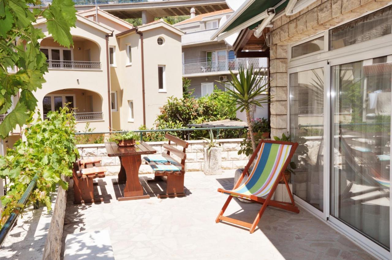 Apartmani Antunovic Podgora Exterior foto